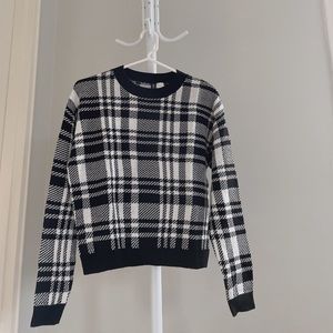 Soft Knit Sweater Checkered Pattern Round Neck Long Sleeve Ribbed Trim Crop S